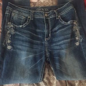 Grace in LA skinny jeans